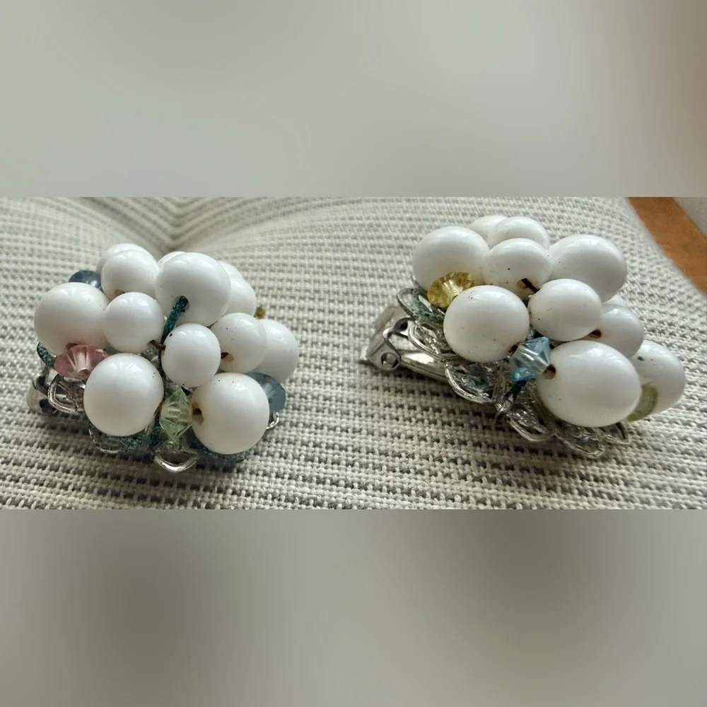 $15 Vintage White Milk Glass & pastel l bicone Beaded cluster Clip-On Earring - Picture 2 of 9